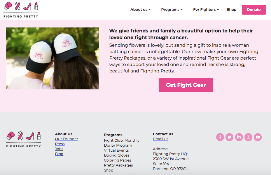 Strikingly user's website screenshot showing a detailed footer Strikingly user's website screenshot showing a detailed footer